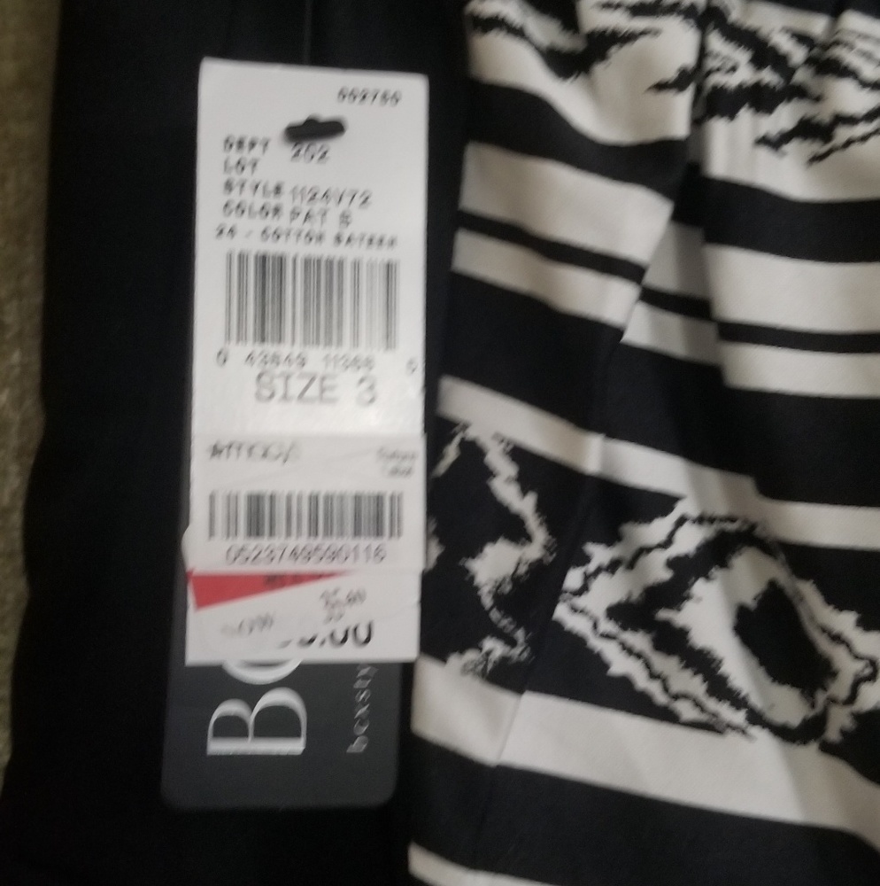 Dress - Picture 2 of 3
